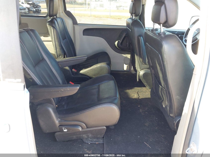 2013 Chrysler Town & Country Touring VIN: 2C4RC1BG9DR604768 Lot: 43652758