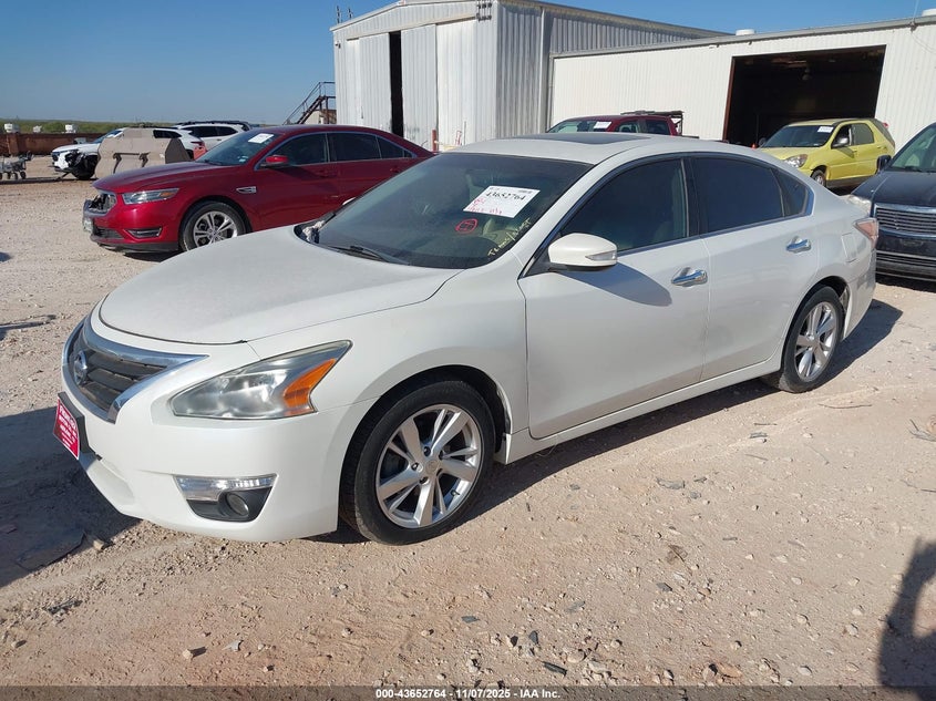 1N4AL3AP8DC107011 2013 NISSAN ALTIMA photo no. 2
