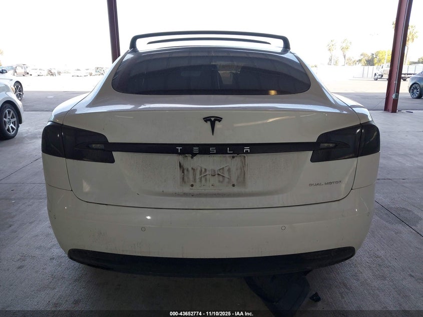 2021 Tesla Model S Long Range Dual Motor All-Wheel Drive/Long Range Plus Dual Motor All-Wheel Drive VIN: 5YJSA1E2XMF424122 Lot: 43652774