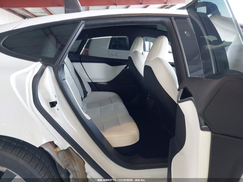 2021 Tesla Model S Long Range Dual Motor All-Wheel Drive/Long Range Plus Dual Motor All-Wheel Drive VIN: 5YJSA1E2XMF424122 Lot: 43652774