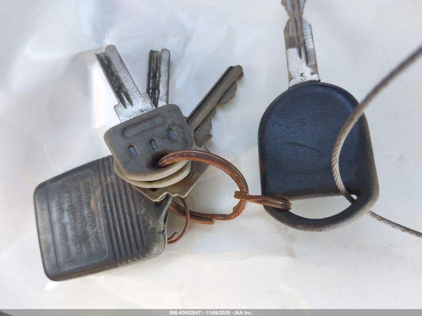 2004 Ford F-150 Stx/Xl/Xlt VIN: 1FTRX12W84NA76018 Lot: 43652847