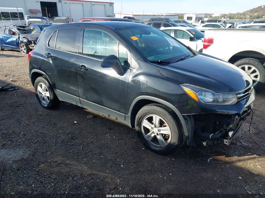CHEVROLET TRAX FWD LS