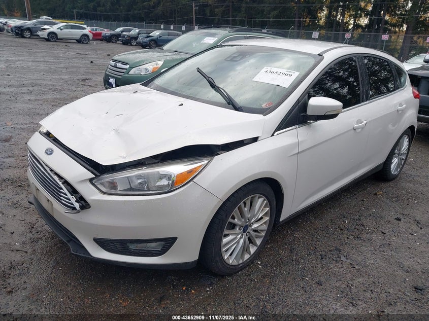 1FADP3N2XGL203372 2016 FORD FOCUS photo no. 2