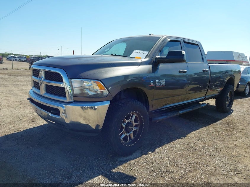 3C63R3GL6FG644540 2015 RAM 3500 photo no. 2