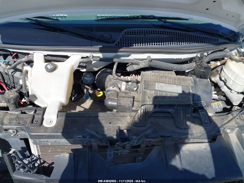 2017 Chevrolet Express Cutaway Work Van VIN: 1GB0GRFF5H1314846 Lot: 43652952