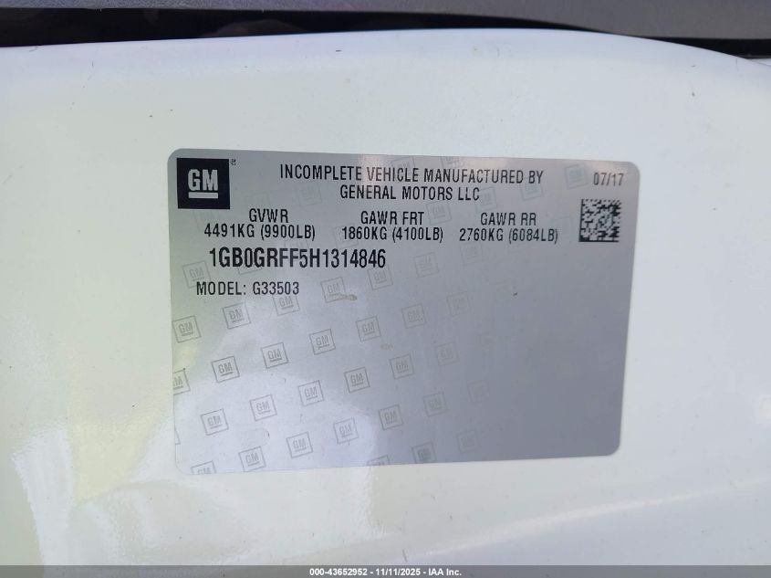 2017 Chevrolet Express Cutaway Work Van VIN: 1GB0GRFF5H1314846 Lot: 43652952