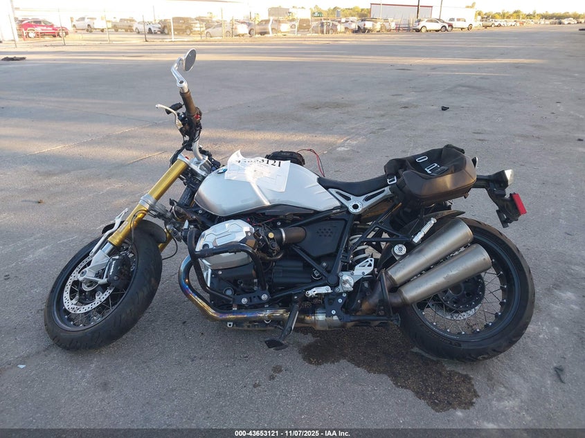 2023 BMW R NINE T WB10L5304P6G99396