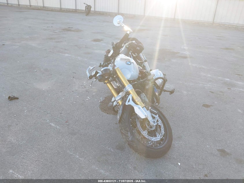 2023 BMW R NINE T WB10L5304P6G99396