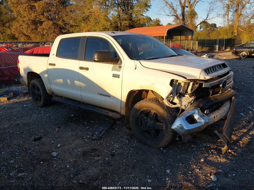 2016 TOYOTA TUNDRA SR5 5.7L V8 - 5TFDW5F19GX543412