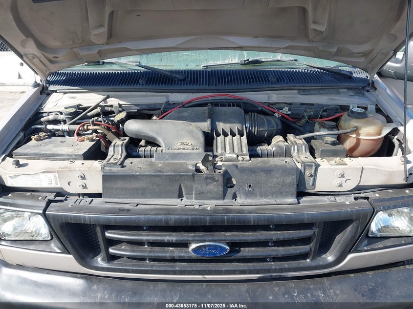 2003 Ford E-350 Super Duty Chateau/Xl/Xlt VIN: 1FBNE31L43HB40208 Lot: 43653175