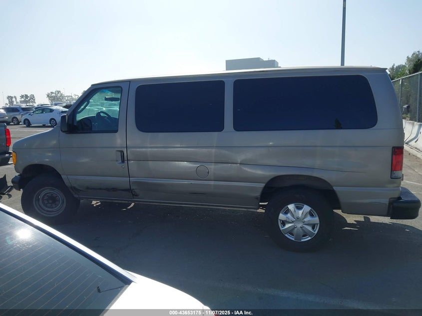 2003 Ford E-350 Super Duty Chateau/Xl/Xlt VIN: 1FBNE31L43HB40208 Lot: 43653175