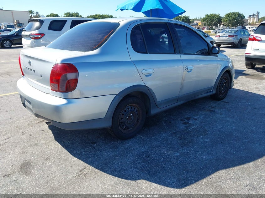 JTDBT123120233577 2002 TOYOTA ECHO photo no. 4
