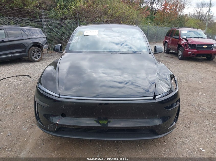 2026 Tesla Model Y Long Range Dual Motor All-Wheel Drive/Long Range Launch Series VIN: 7SAYGDEE5TA414553 Lot: 43653240