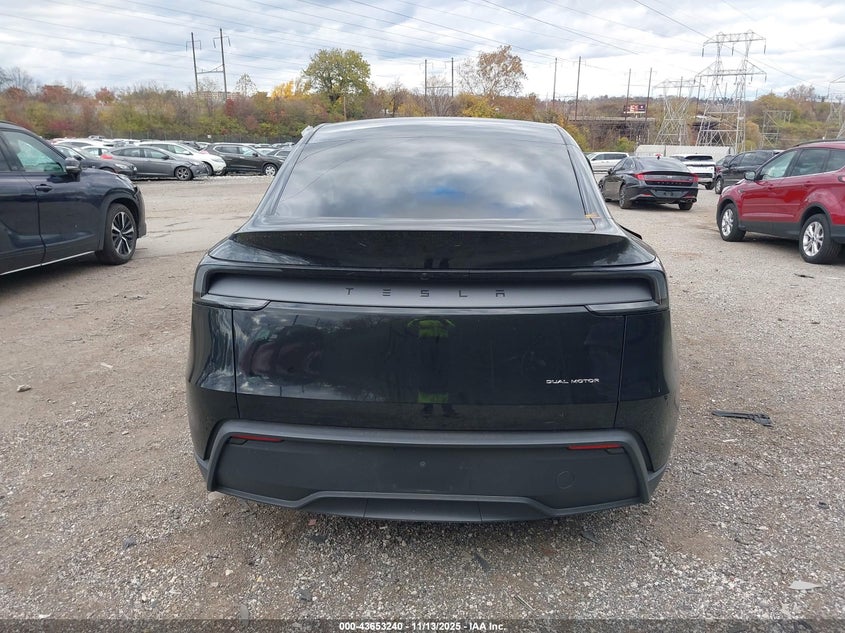 2026 Tesla Model Y Long Range Dual Motor All-Wheel Drive/Long Range Launch Series VIN: 7SAYGDEE5TA414553 Lot: 43653240