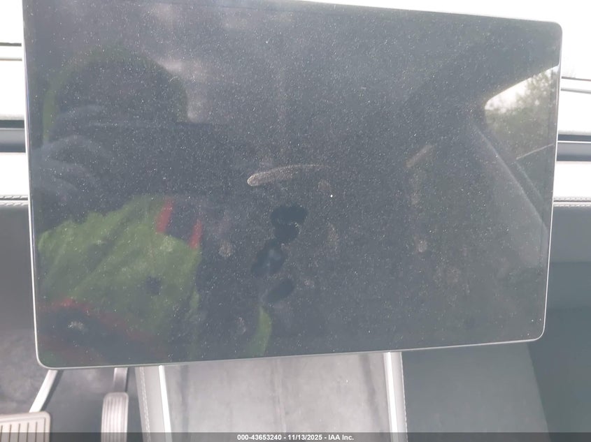 2026 Tesla Model Y Long Range Dual Motor All-Wheel Drive/Long Range Launch Series VIN: 7SAYGDEE5TA414553 Lot: 43653240