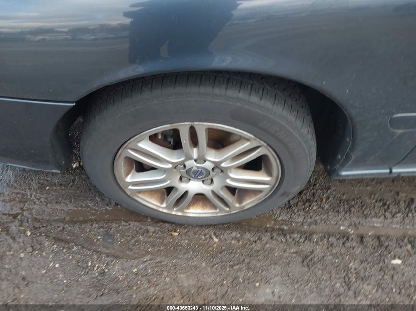 2007 Volvo S60 2.5T VIN: YV1RH592272632511 Lot: 43653243