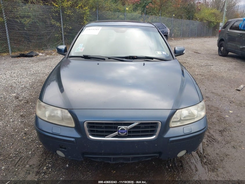 2007 Volvo S60 2.5T VIN: YV1RH592272632511 Lot: 43653243