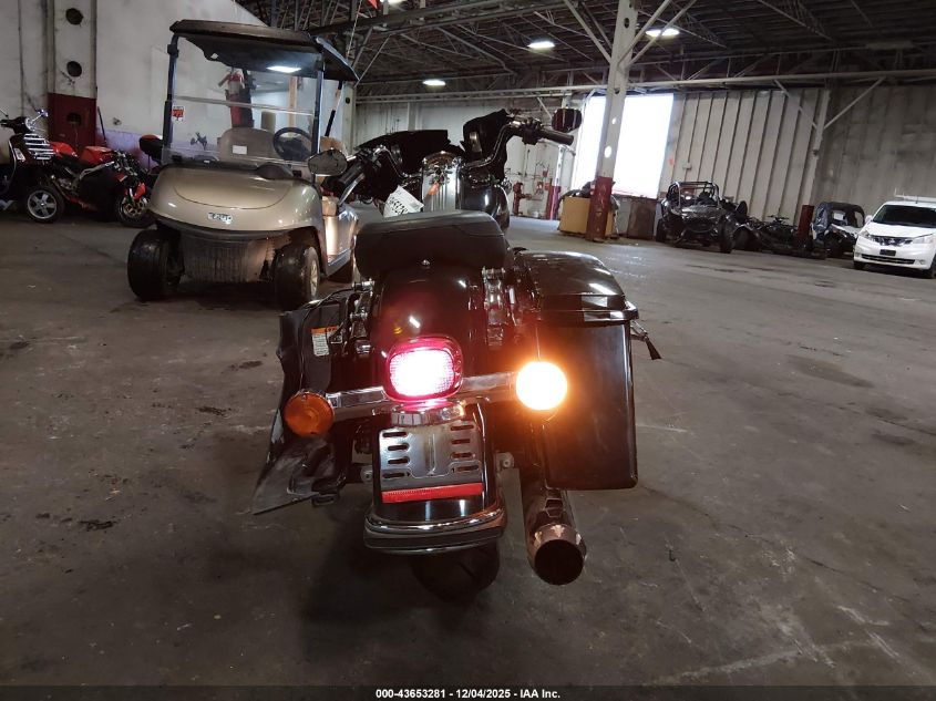 2011 Harley-Davidson Flhr VIN: 1HD1FB416BB651995 Lot: 43653281