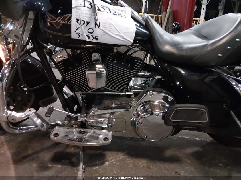 2011 Harley-Davidson Flhr VIN: 1HD1FB416BB651995 Lot: 43653281