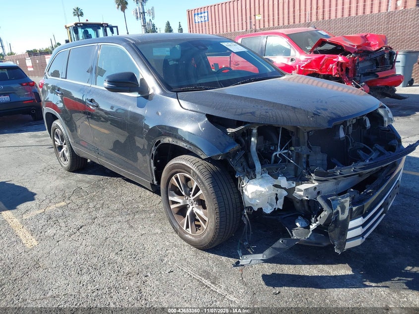 TOYOTA HIGHLANDER LE