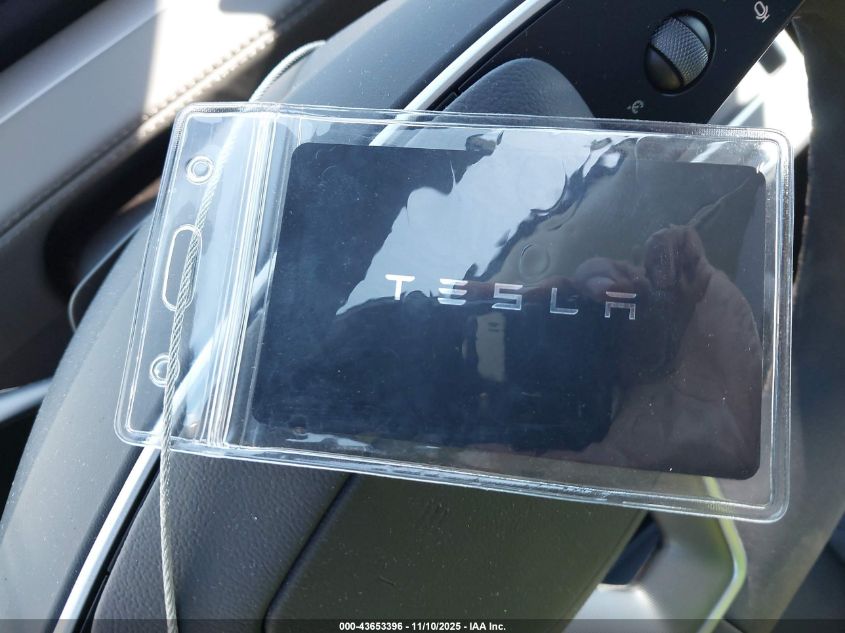 2026 Tesla Model Y Long Range Dual Motor All-Wheel Drive/Long Range Launch Series VIN: 7SAYGDEE2TA464732 Lot: 43653396