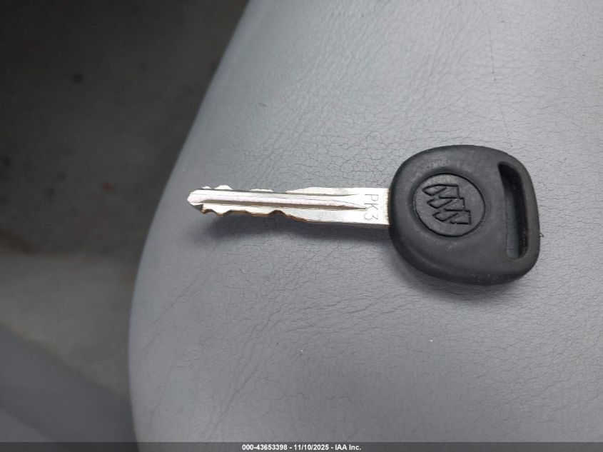 2007 Buick Lacrosse Cxl VIN: 2G4WD552471157420 Lot: 43653398