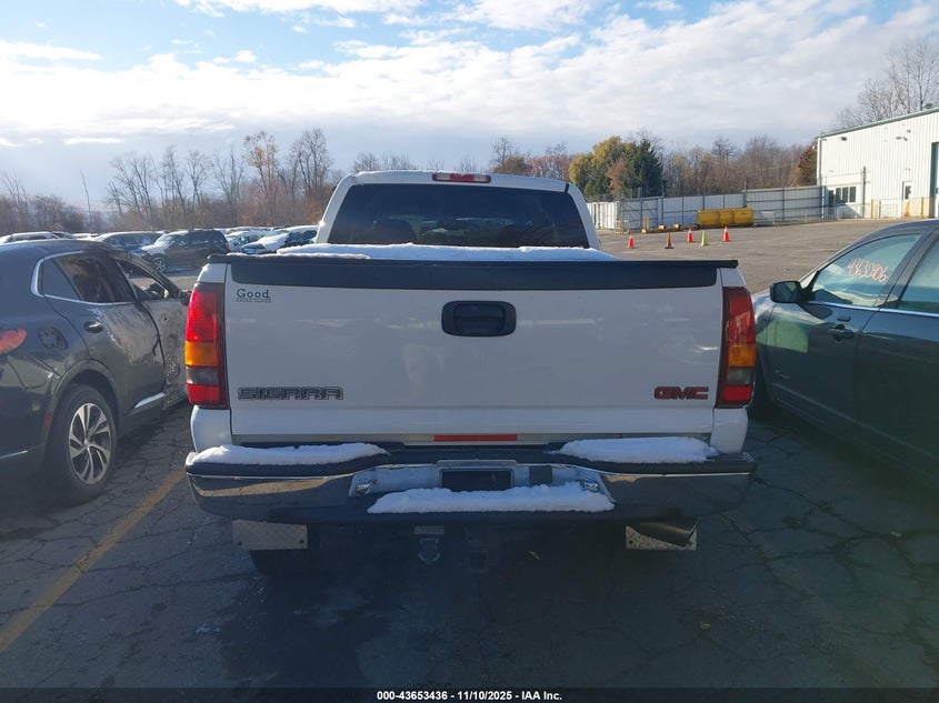 2002 GMC Sierra 2500Hd Sle VIN: 1GTHC29152E111490 Lot: 43653436