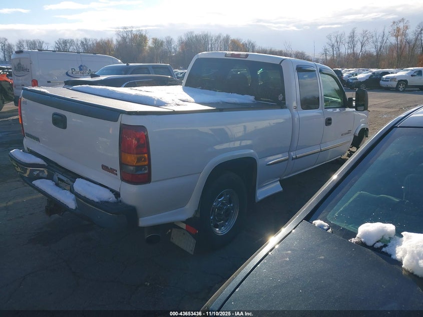 1GTHC29152E111490 2002 GMC SIERRA photo no. 4