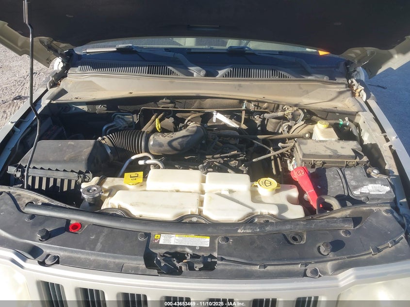 2009 Jeep Liberty Sport VIN: 1J8GN28K49W524269 Lot: 43653469