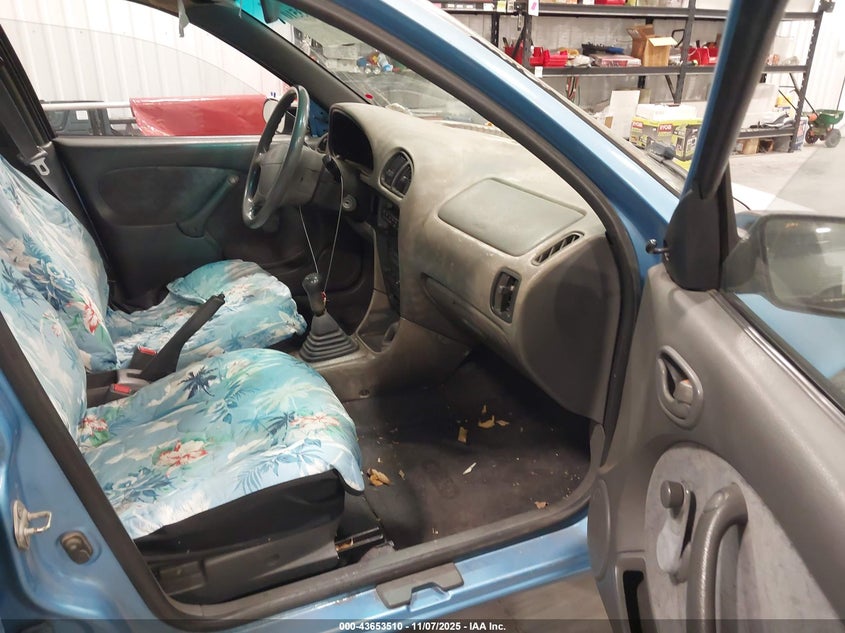 2C1MR5292S6713165 1995 GEO METRO photo no. 5