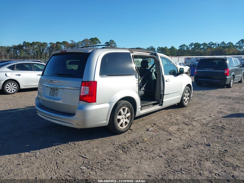 2C4RC1BG6CR325695 2012 CHRYSLER TOWN & COUNTRY photo no. 4