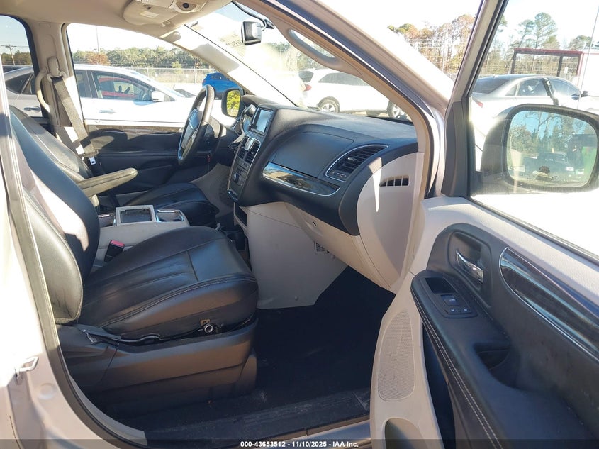 2C4RC1BG6CR325695 2012 CHRYSLER TOWN & COUNTRY photo no. 5