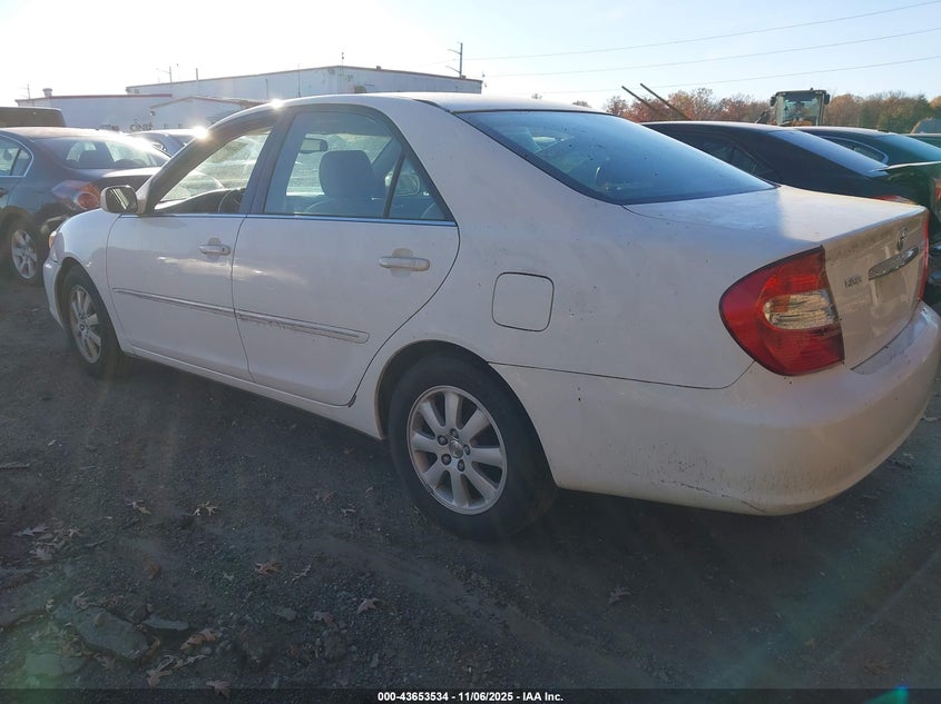 4T1BF30K42U005400 2002 TOYOTA CAMRY photo no. 3
