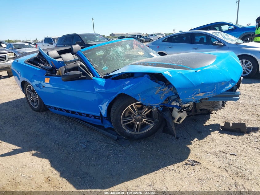 FORD MUSTANG V6 PREMIUM