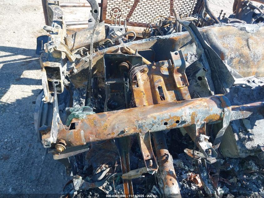 2017 Ford F-350 Chassis Xl VIN: 1FD8W3HT9HEE07682 Lot: 43653595