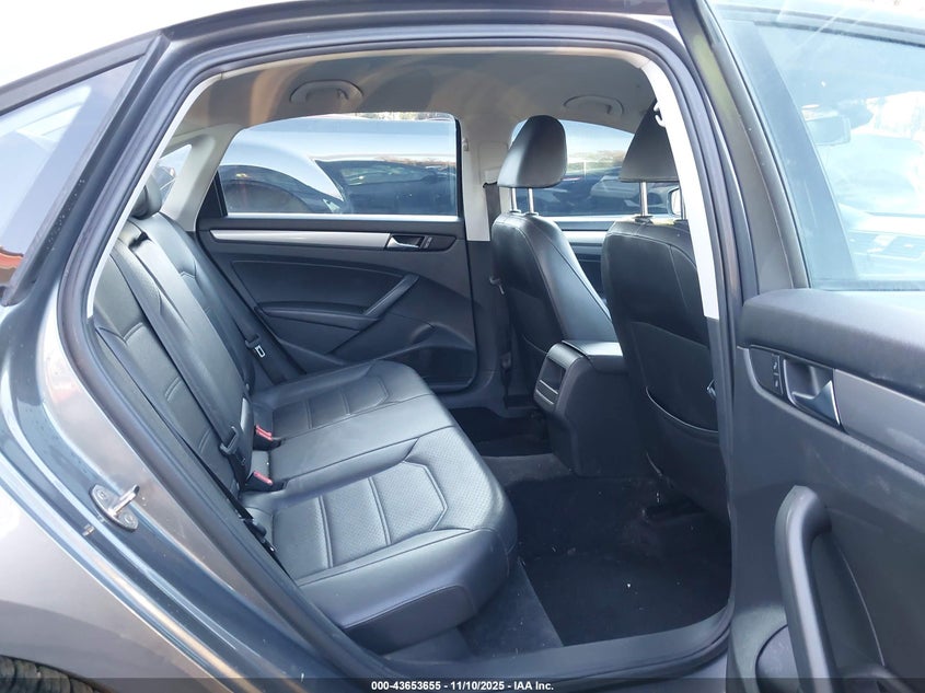 1VWAT7A31FC020436 2015 VOLKSWAGEN PASSAT photo no. 8