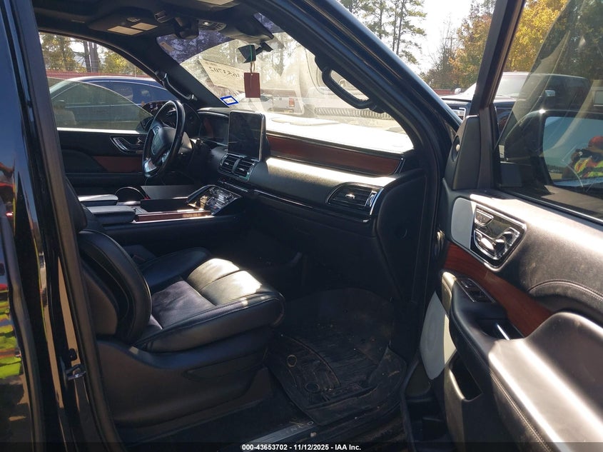 2019 LINCOLN NAVIGATOR RESERVE - 5LMJJ2LT1KEL01071
