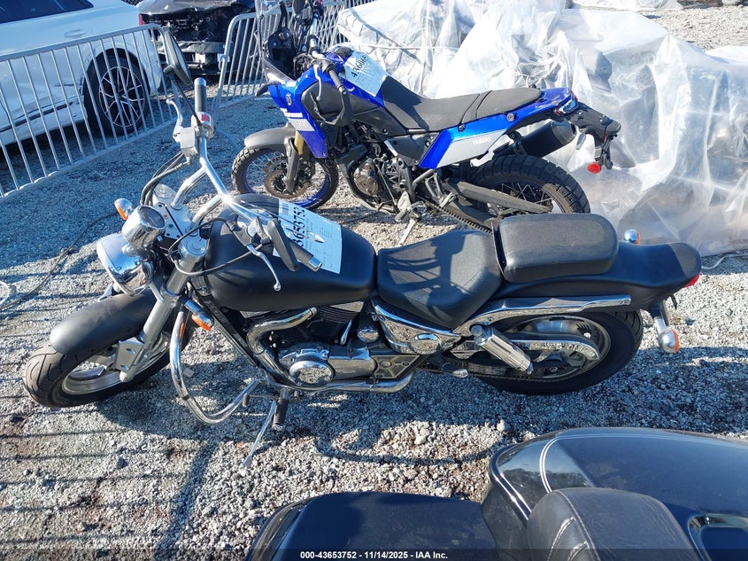 1997 Suzuki Vz800 VIN: JS1VS53A5V2104376 Lot: 43653752