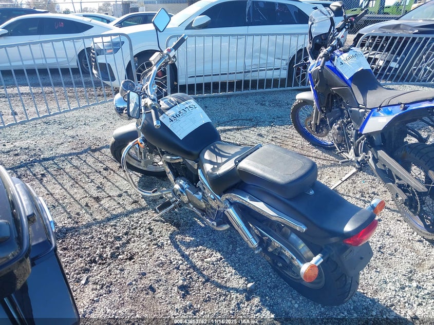 JS1VS53A5V2104376 1997 SUZUKI VZ photo no. 3