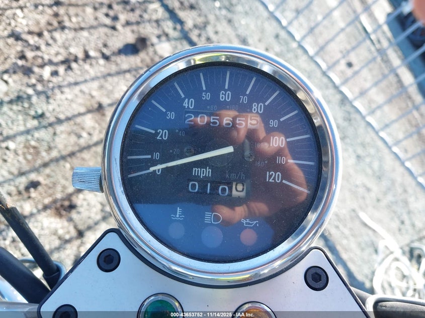 1997 Suzuki Vz800 VIN: JS1VS53A5V2104376 Lot: 43653752