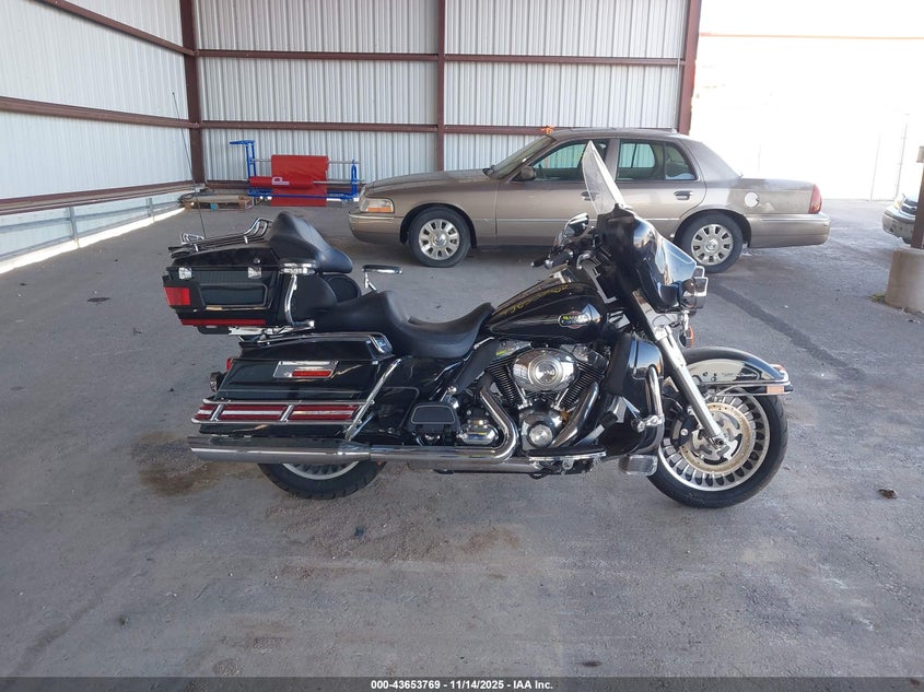 2009 Harley-Davidson Flhtcu VIN: 1HD1FC4139Y672610 Lot: 43653769