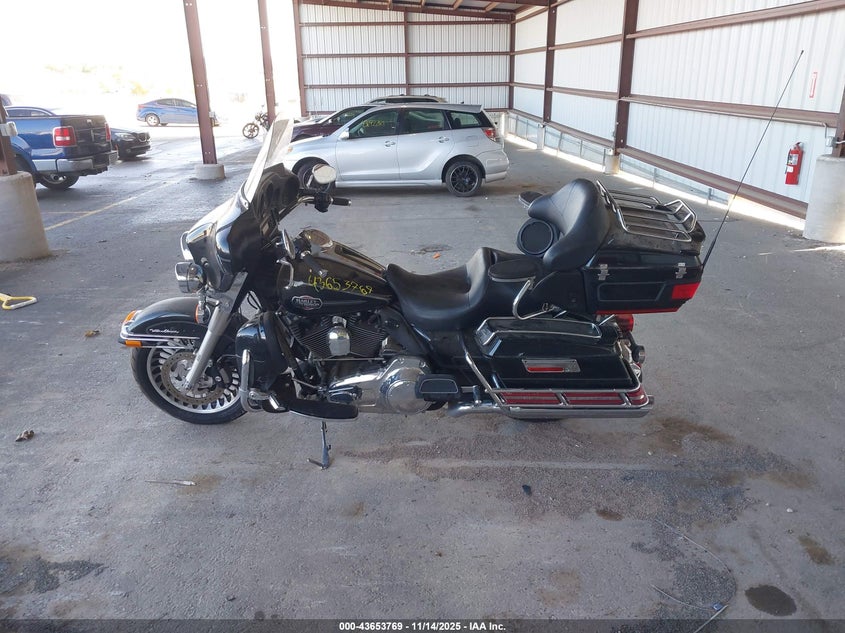 2009 Harley-Davidson Flhtcu VIN: 1HD1FC4139Y672610 Lot: 43653769