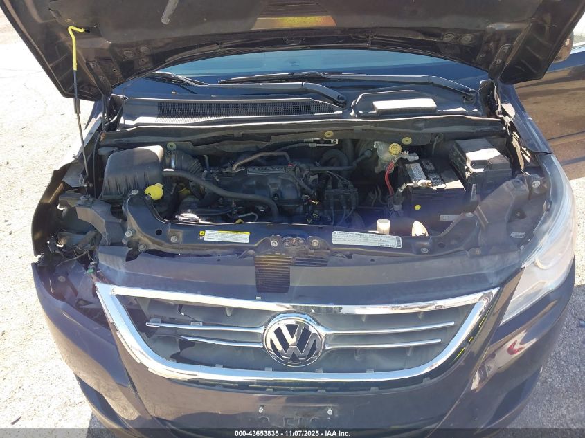 2010 Volkswagen Routan Se VIN: 2V4RW3D15AR246033 Lot: 43653835