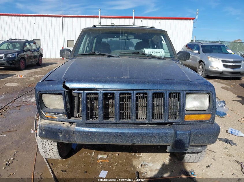 2001 Jeep Cherokee Sport VIN: 1J4FT48SX1L623943 Lot: 43653839