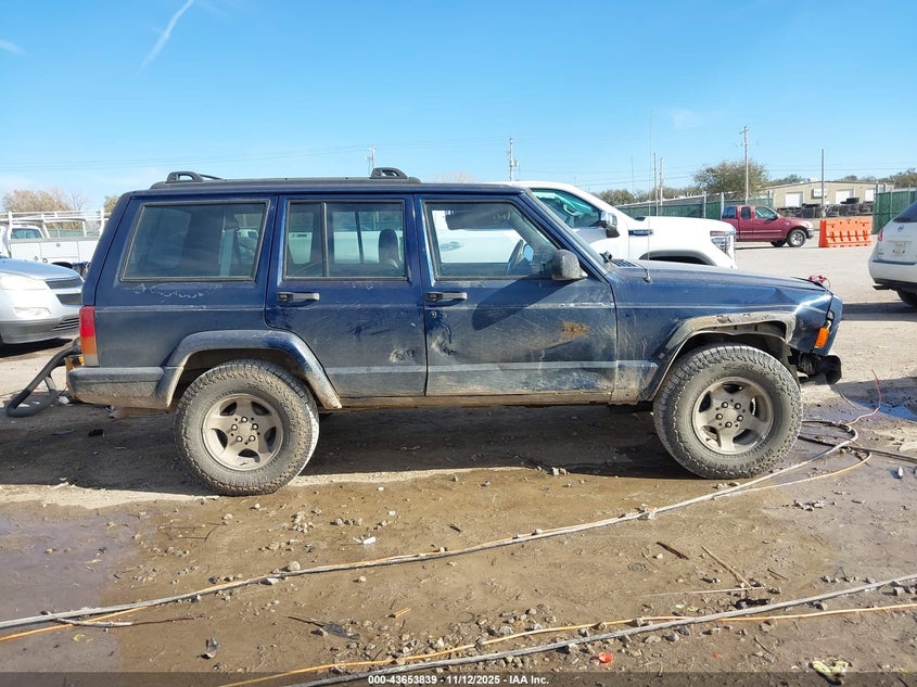 2001 Jeep Cherokee Sport VIN: 1J4FT48SX1L623943 Lot: 43653839