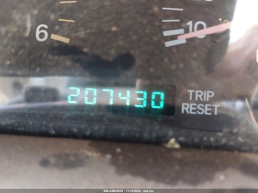 2001 Jeep Cherokee Sport VIN: 1J4FT48SX1L623943 Lot: 43653839