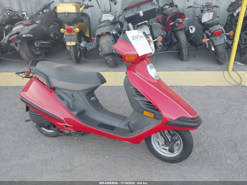 JH2KF0117HK202002 HONDA CH150 Photo 1