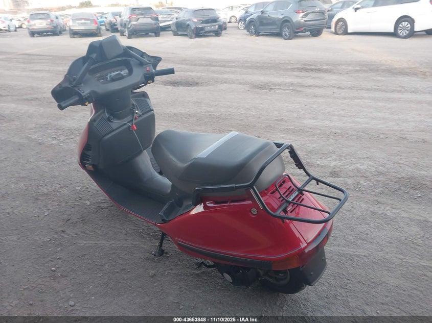 JH2KF0117HK202002 1987 HONDA ELITE photo no. 3