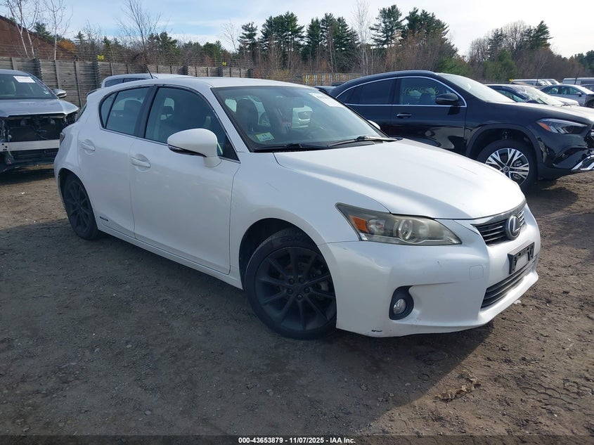 LEXUS CT 200H PREMIUM