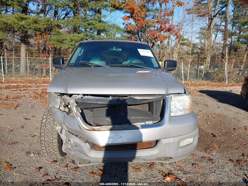 2001 Ford Expedition Eddie Bauer VIN: 1FMPU18L81LA72728 Lot: 43653905